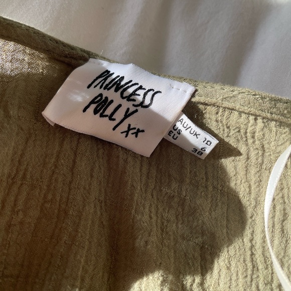 Army green wrap crop top from princess polly! - Picture 2 of 2